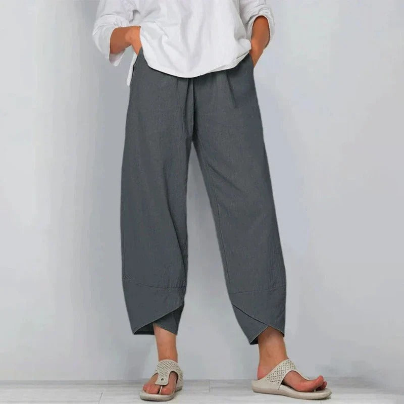Women’s wide-leg casual cropped pants by Jesie-London, styled with a relaxed fit and comfortable fabric.