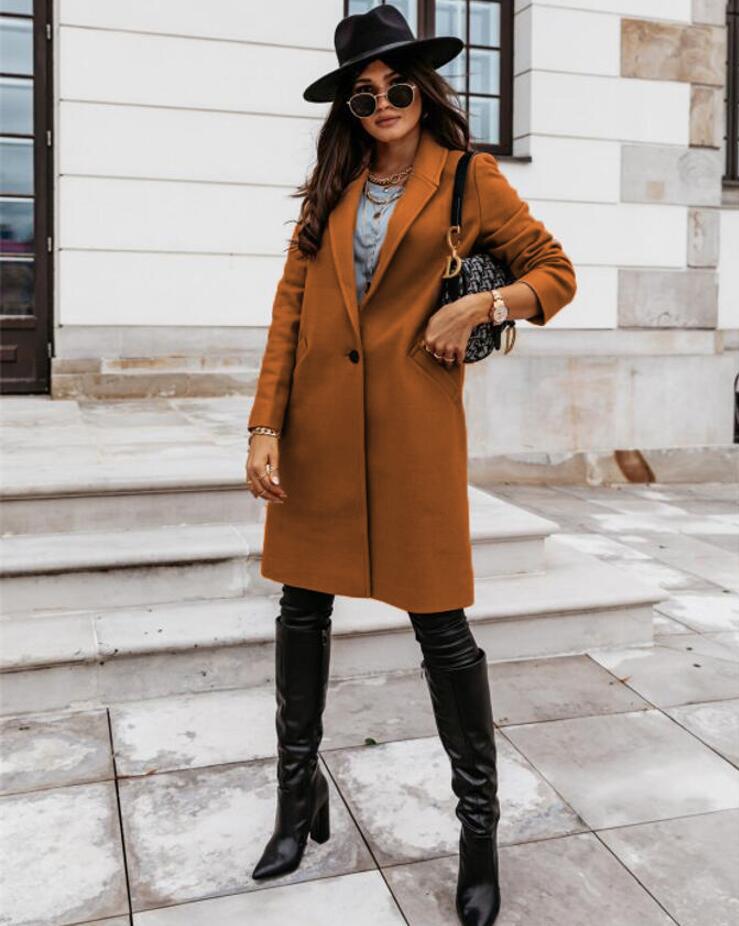 Women's elegant formal button-front coat by Jesie-London, showcasing a tailored design in a sophisticated style.