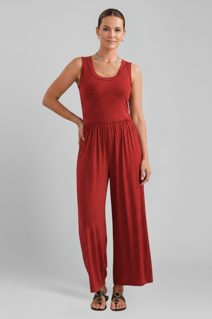 Jesie-London Stella women's wide-leg jumpsuit with round neckline and elastic waist, stylish and comfortable casual wear.