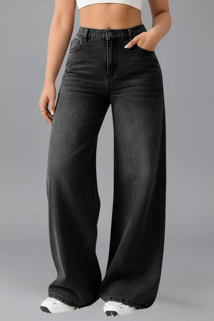 Ariel Jesie-London women's high-rise wide-leg denim jeans with front closure and long hem, styled on a model.