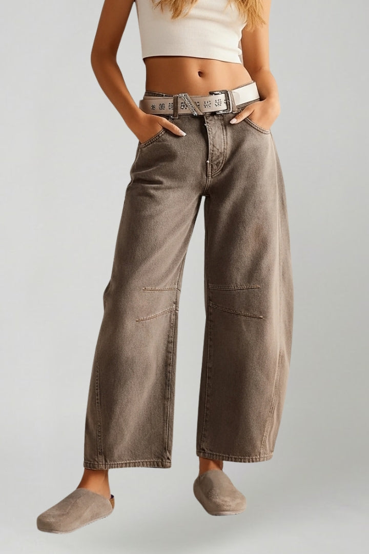 Julia women's high-waist stretch wide-leg denim jeans by Jesie-London, shown in a natural pose highlighting the fit and fabric.