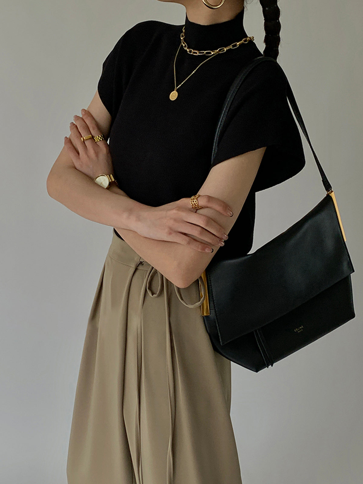 Jesie-London Stella women's short sleeve mock neck casual top in solid color, styled as a relaxed pullover sweater vest.