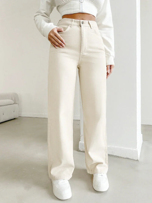 Women's high waist straight leg denim jeans by Jesie-London, featuring a relaxed fit and classic denim wash.