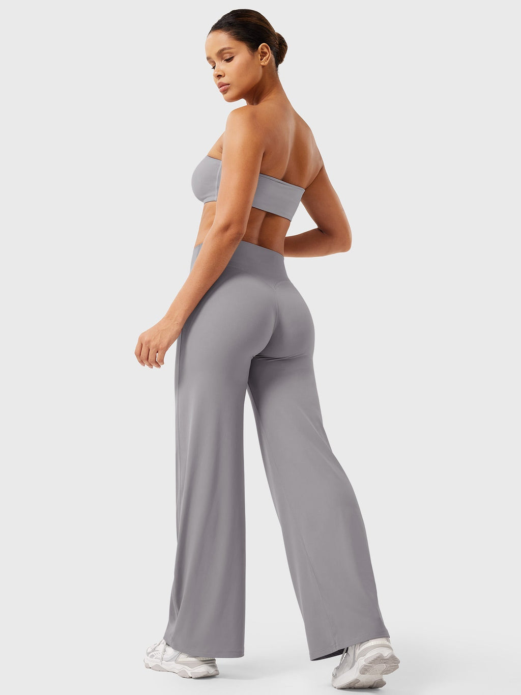Light grey women's high waist flared summer pants by Jesie-London, styled with a relaxed fit and casual elegance.