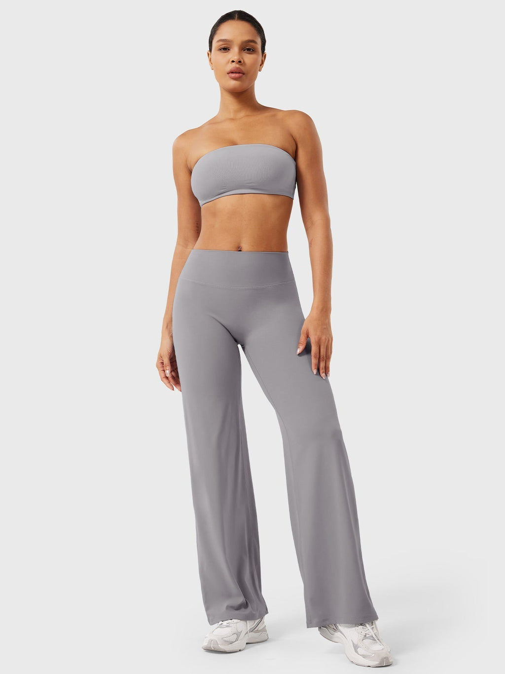 Light grey women's high waist flared summer pants from Jesie-London, featuring a stylish fit and comfortable fabric.